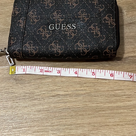 Guess clutch - Picture 2 of 6